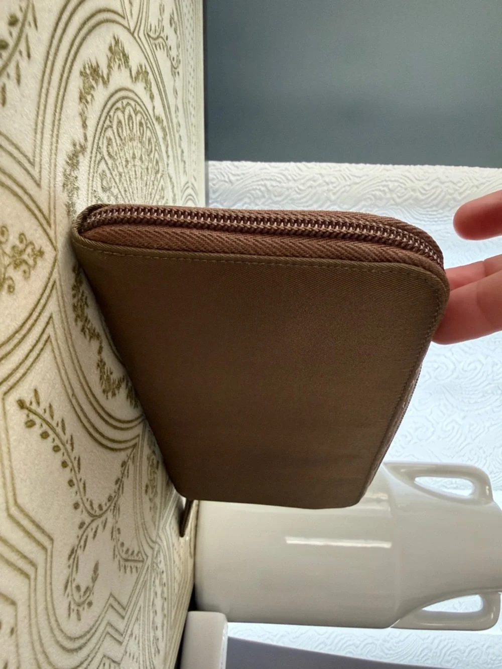 Prada Tessuto Nylon Zip Around Wallet Triangle Logo — COA Like New - Picture 5 of 7